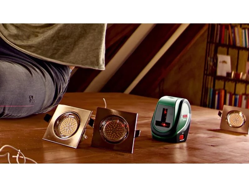 Bosch Kreuzlinien-Laser UniversalLevel 2 Set 6 Bosch Kreuzlinien-Laser UniversalLevel 2 Set – Bild 4